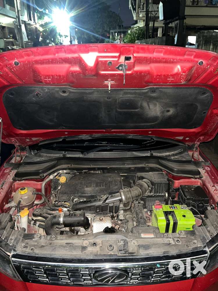 Mahindra Petrol 2020 Car