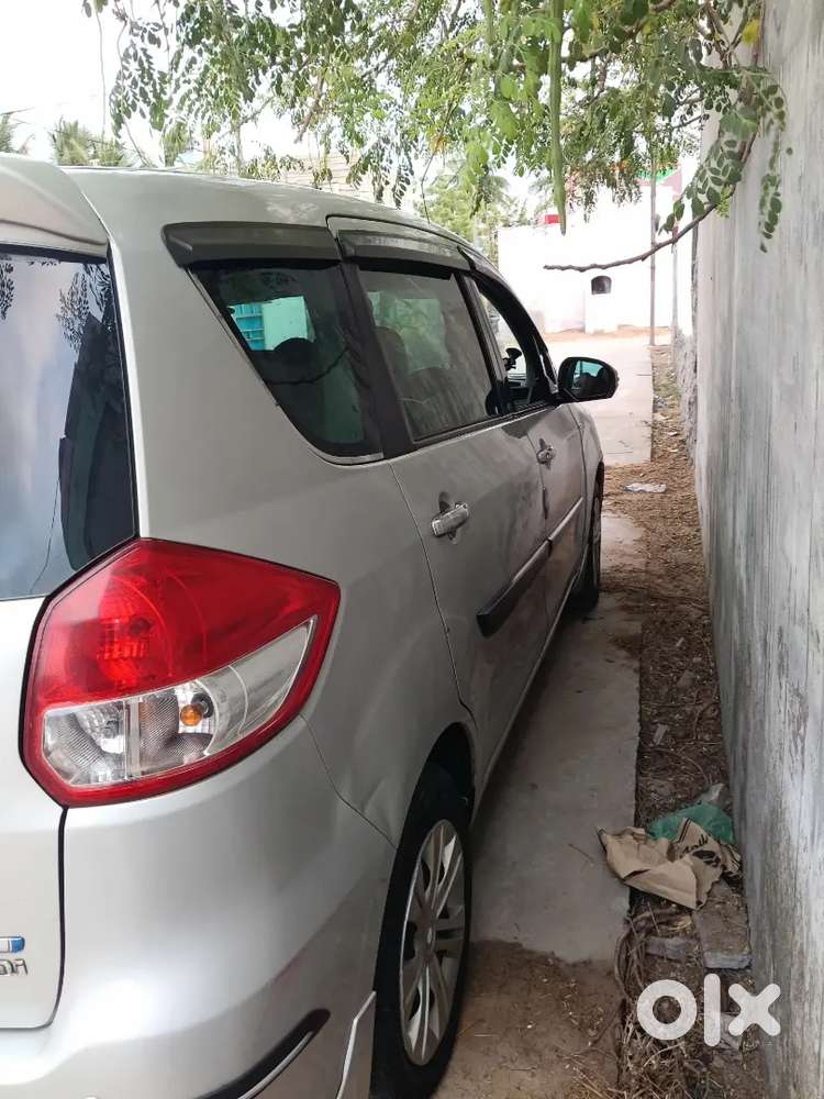 Maruti Suzuki Ertiga 2017 Diesel 150000 Km Driven