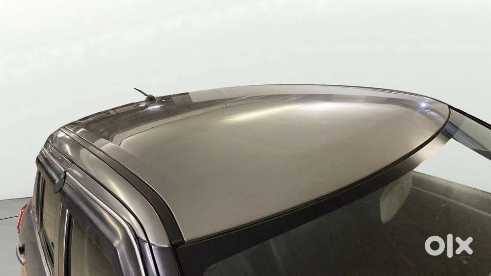 Maruti Suzuki Swift 1.2 Lxi (o), 2017, Petrol