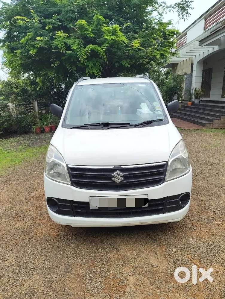 Maruti Suzuki Wagon R (white)2011 Lxi