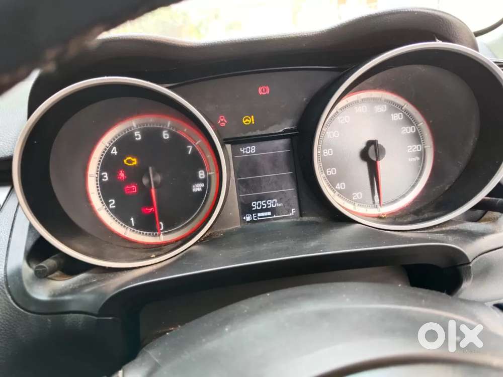 Maruti Suzuki Swift Vxi Cng, 2022, Cng & Hybrids