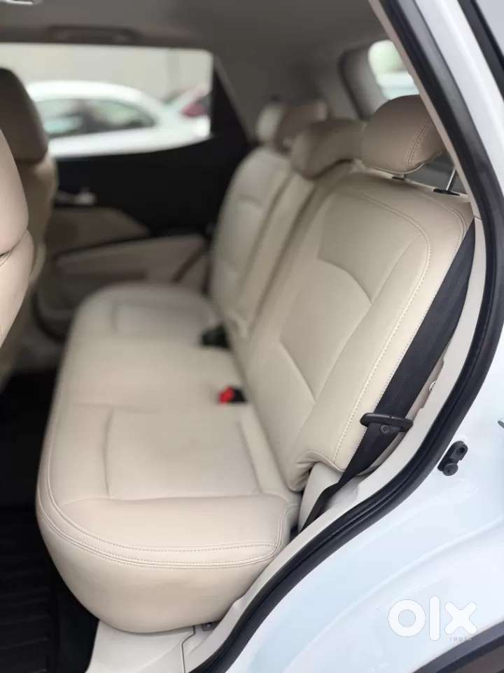 Mahindra Xuv300 W8 Option, 2024, Petrol