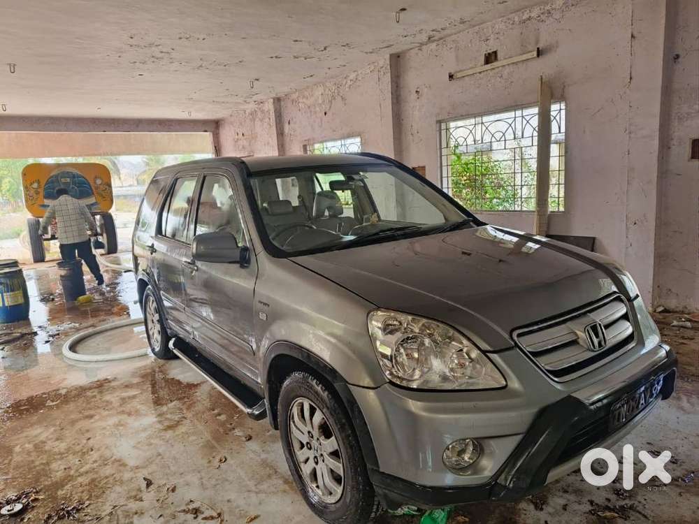 Honda Cr-v 2005 Petrol Well Maintained