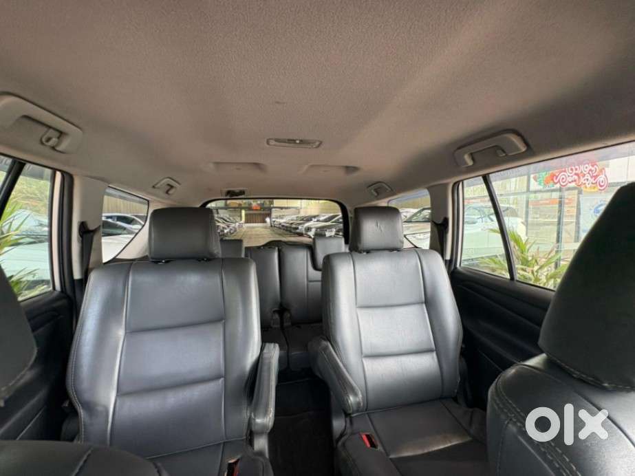 Toyota Innova Crysta 2.4 G Mt, 2018, Diesel