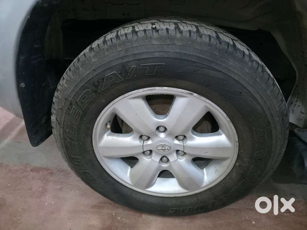 Toyota Fortuner 4x4 Manual Limited Edition, 2010, Diesel