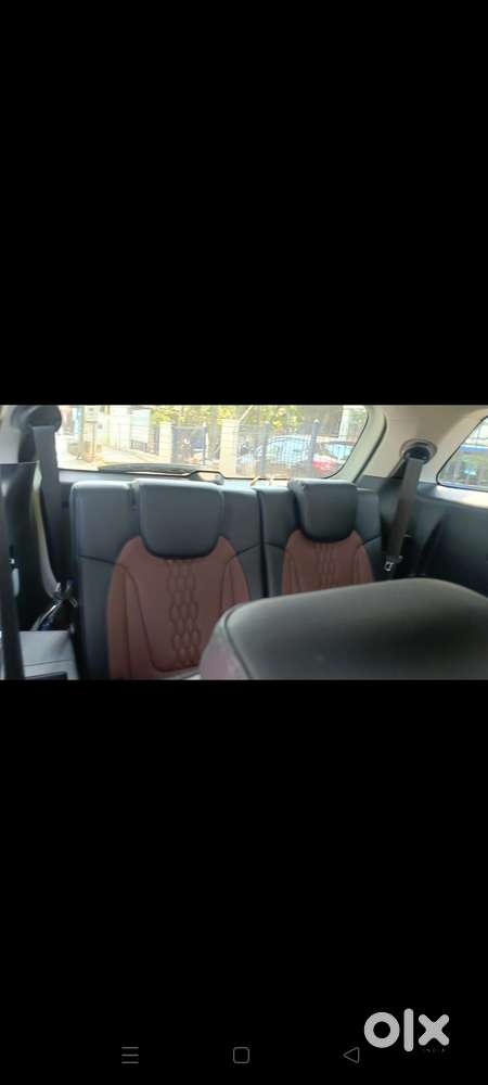 Hyundai Alcazar 1.5 Signature Diesel Mt 6 Str Dual Tone, 2021, Diese..