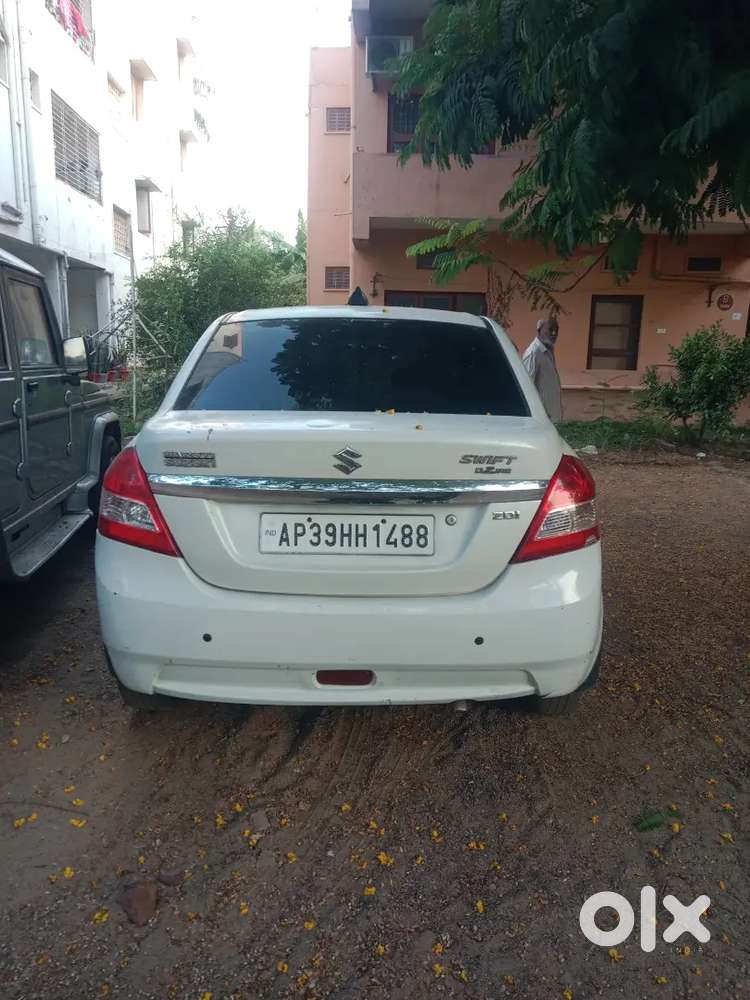 Maruti Suzuki Dzire 2013 Diesel 135000 Km Driven