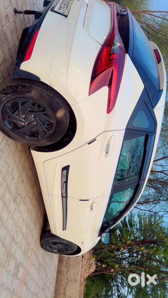 Hyundai New I20 Petrol Manual 2023