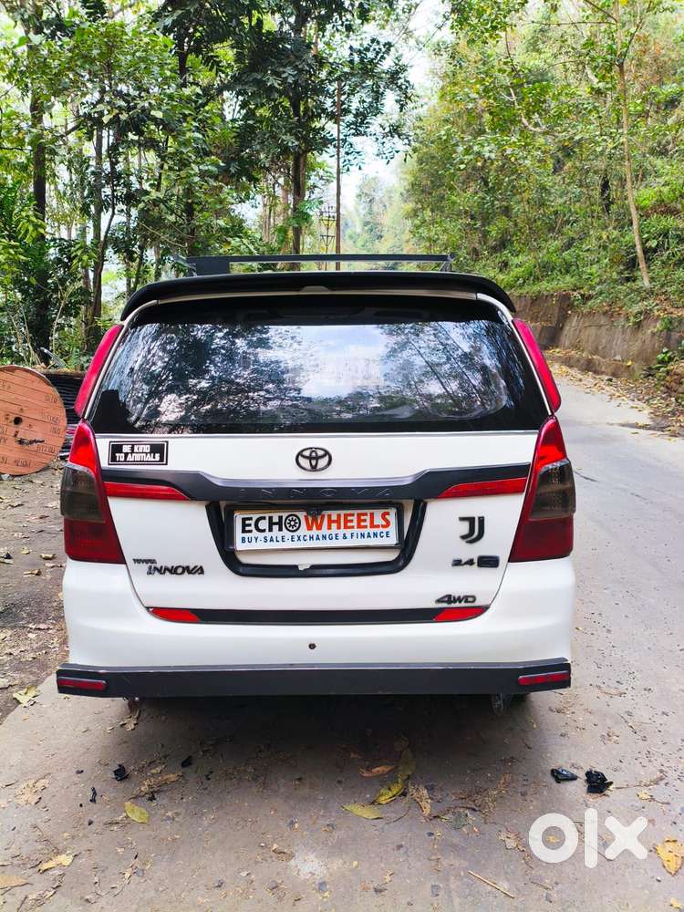 Toyota Innova 2.5 G (diesel) 8 Seater, 2016, Diesel