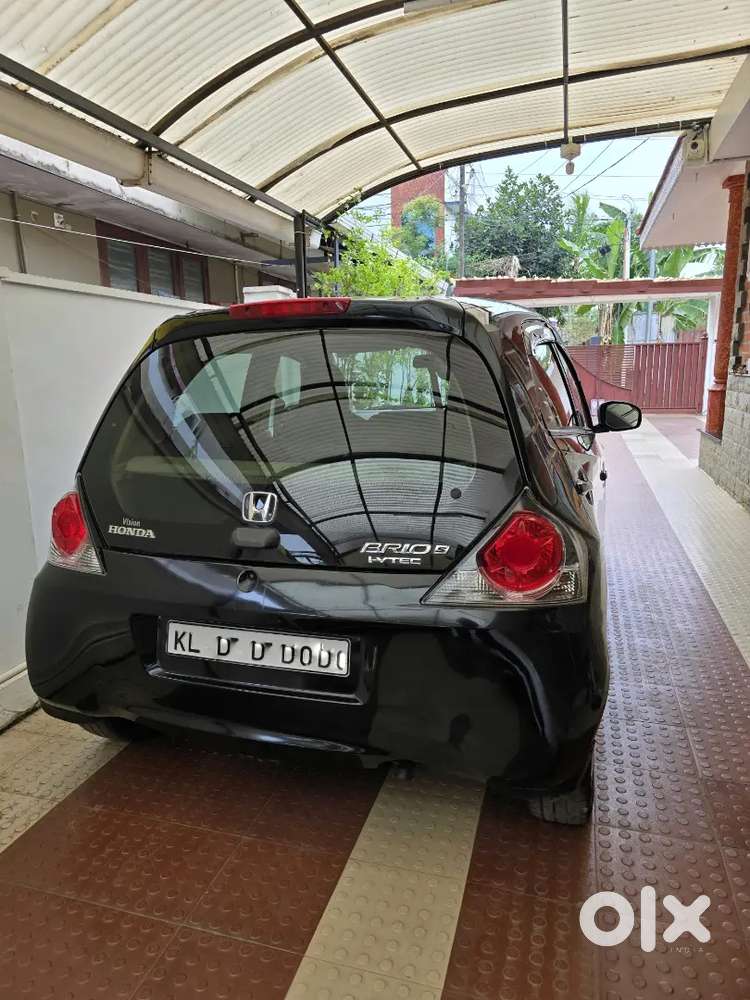 Honda Brio 2013 Petrol Well Maintained 9️⃣7️⃣4️⃣6️⃣7️⃣7️⃣9️⃣8️⃣7️⃣7️⃣