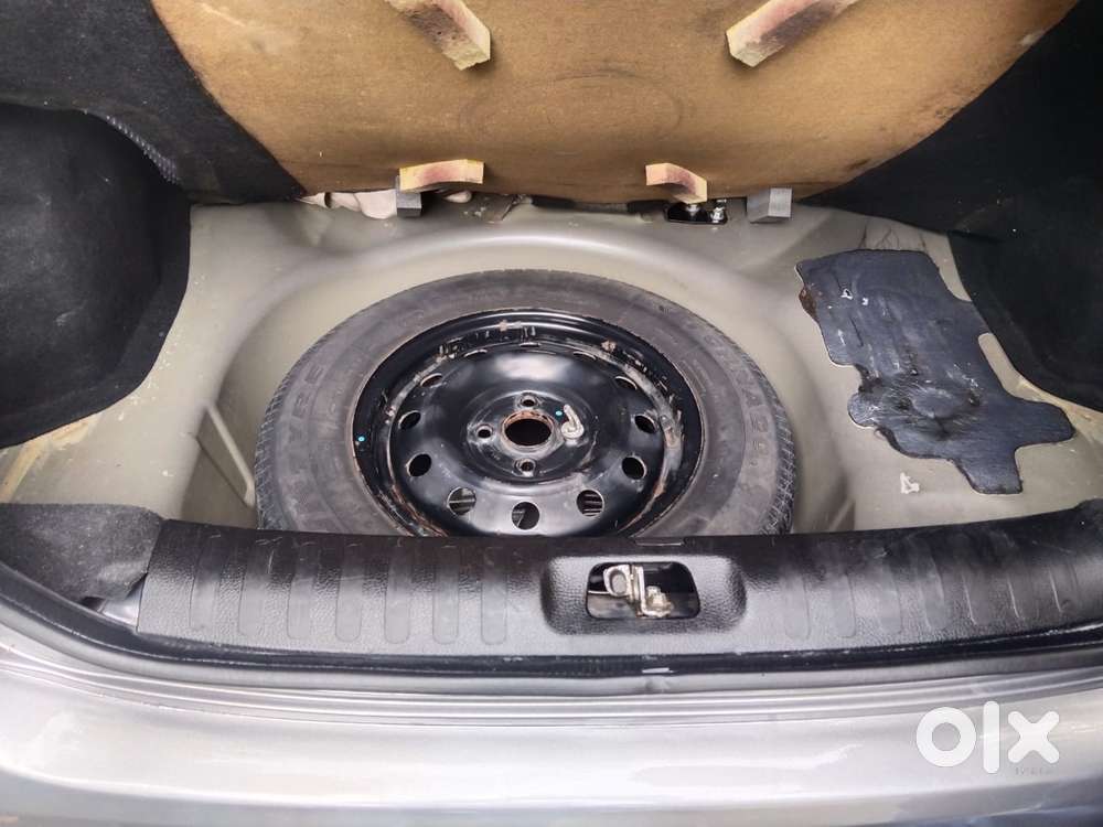 Maruti Suzuki Dzire 1.2 Vxi, 2013, Petrol