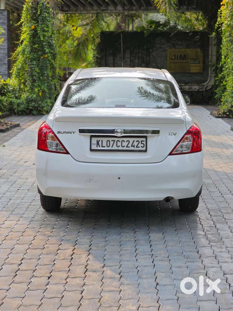 Nissan Sunny Xv D Safety, 2015, Petrol