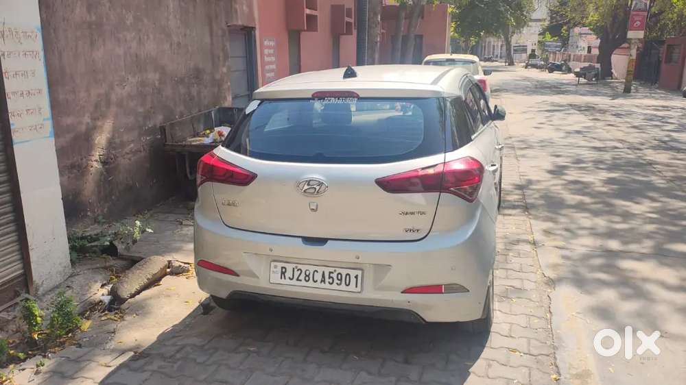 Hyundai I20 2016 2nd Party Well Maintained Condition