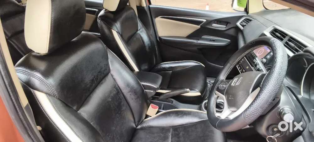 Honda Jazz 2016 Petrol Good Condition 75,605km Driven
