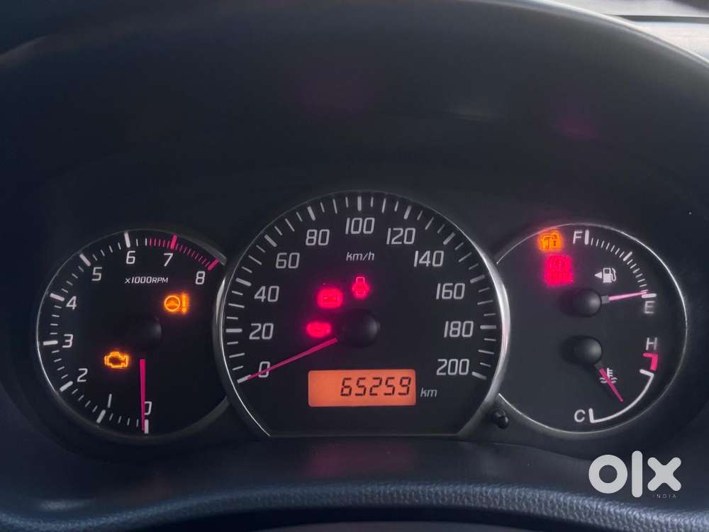Maruti Suzuki Swift Dzire 1.2 Vxi Bsiv, 2011, Cng & Hybrids