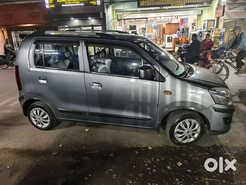 Maruti Suzuki Wagon R 2015 Petrol Well Maintained,