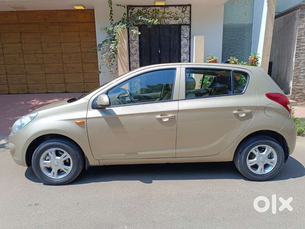 Hyundai i20 [2010-2012] 1.4 CRDi Magna (O), 2010, Diesel