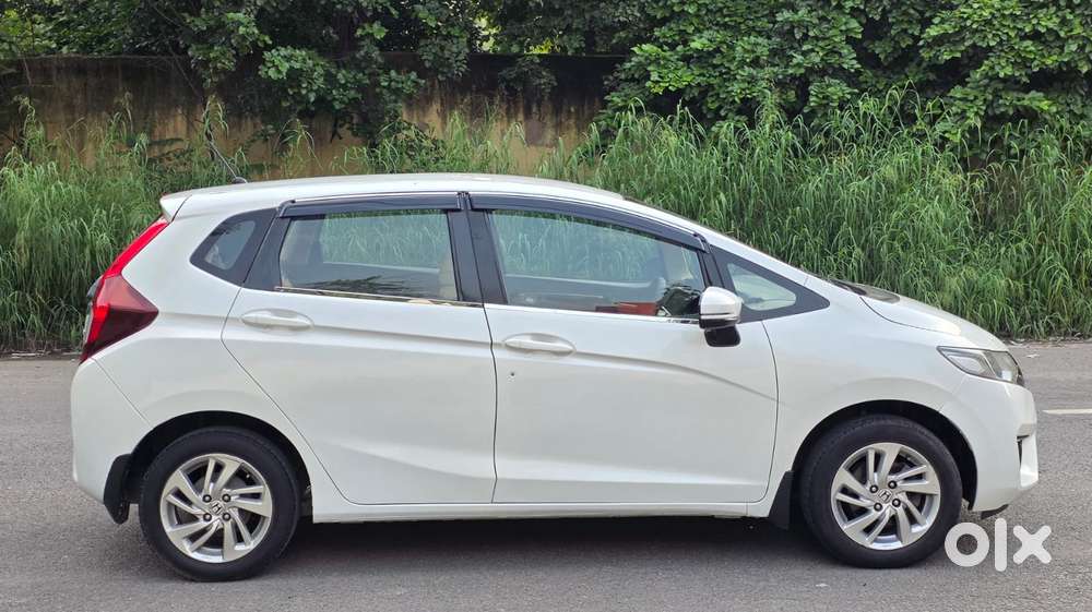 Honda Jazz 1.5 V I Dtec, 2017, Petrol