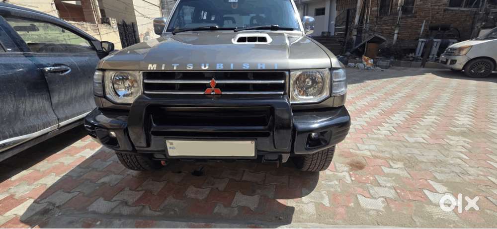 Pajero Sfx 4x4 For Sale