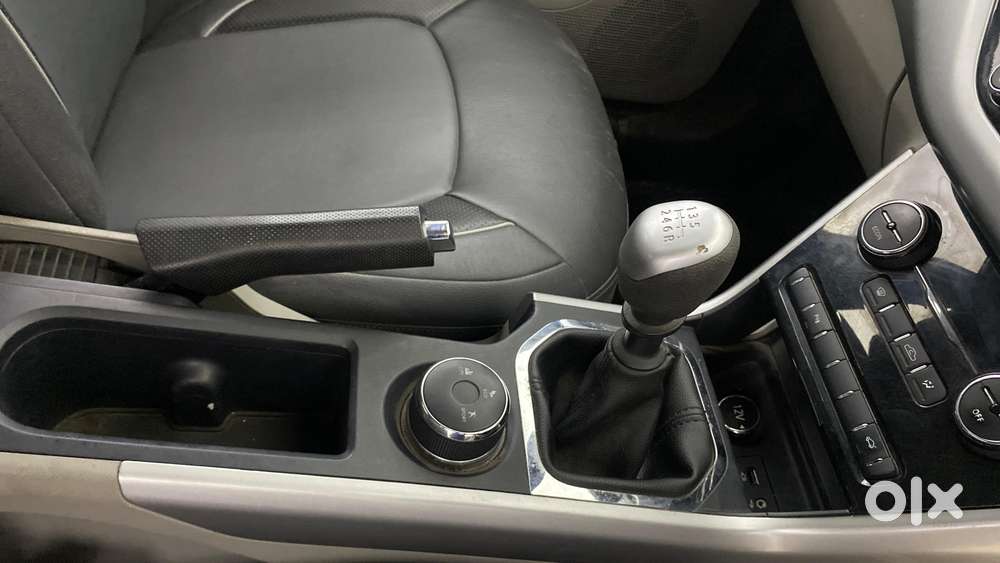 Tata Nexon 1.2 Revotron Xt, 2018, Petrol