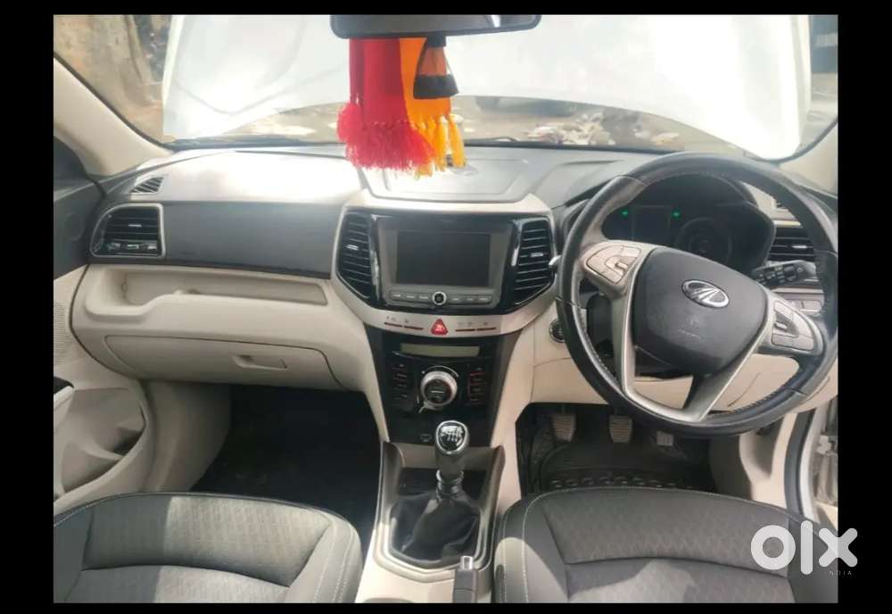 Mahindra Xuv300-w8 2019 Dual-tone