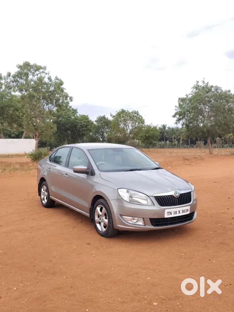 Skoda Rapid Elegance 2012 Petrol Manual