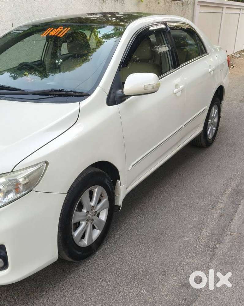 Toyota Corolla Altis 2010-2013 Gl, 2012, Petrol