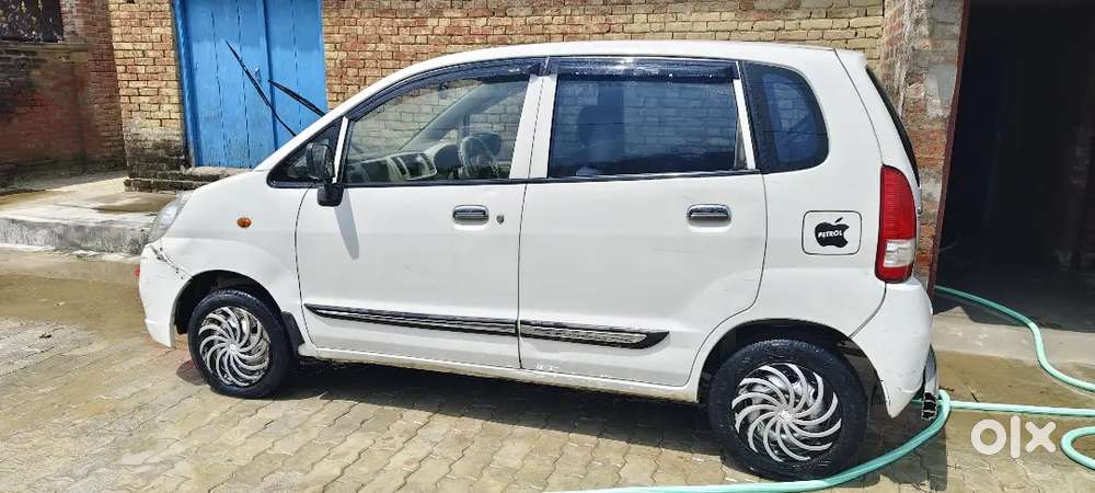 Maruti Suzuki Estilo Lxi 2011