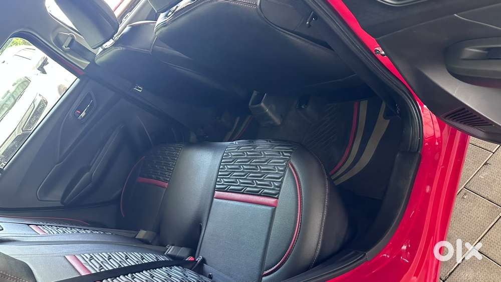 Maruti Suzuki Swift Vxi Ags, 2025, Petrol