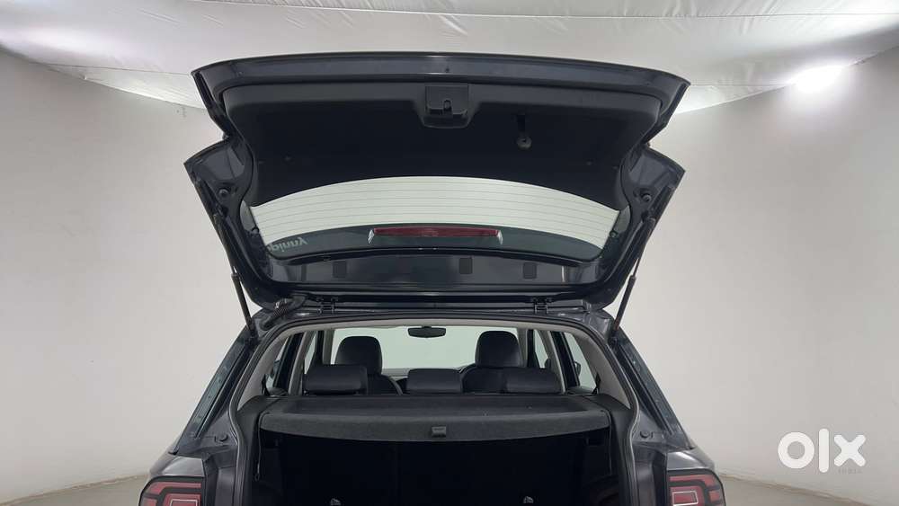 Volkswagen Taigun Topline 1.0 Tsi At (electric Seats), 2022, Petrol