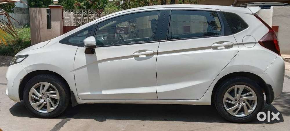 Honda Jazz V Automatic, 2015, Petrol