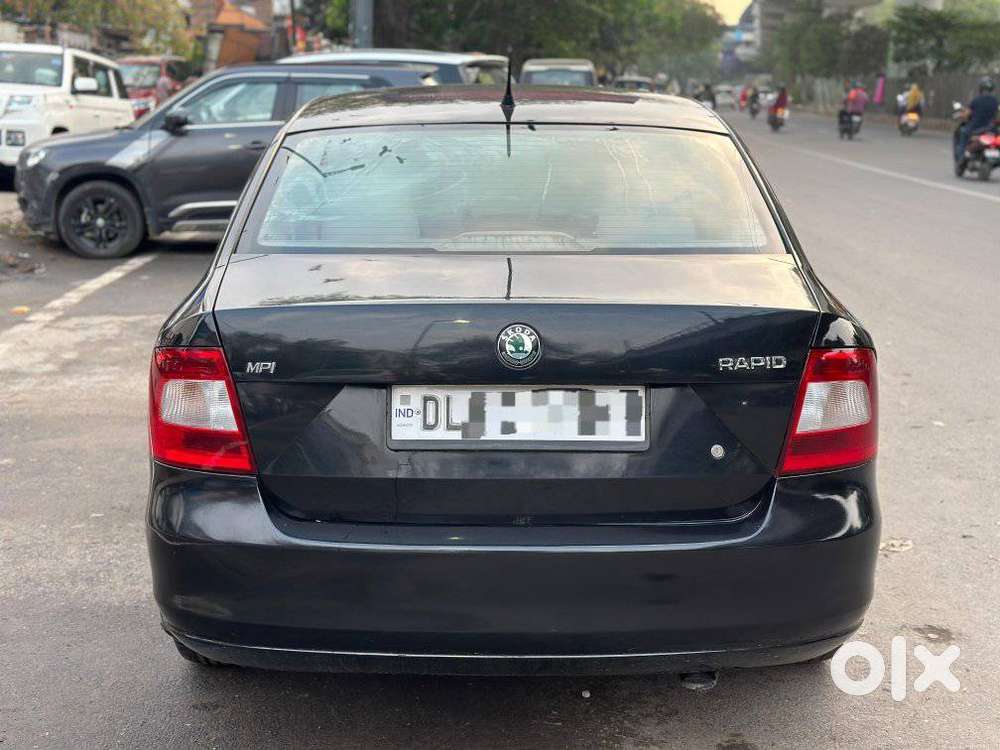 Skoda Rapid 1.6 Elegance Plus Mpi At, 2012, Petrol