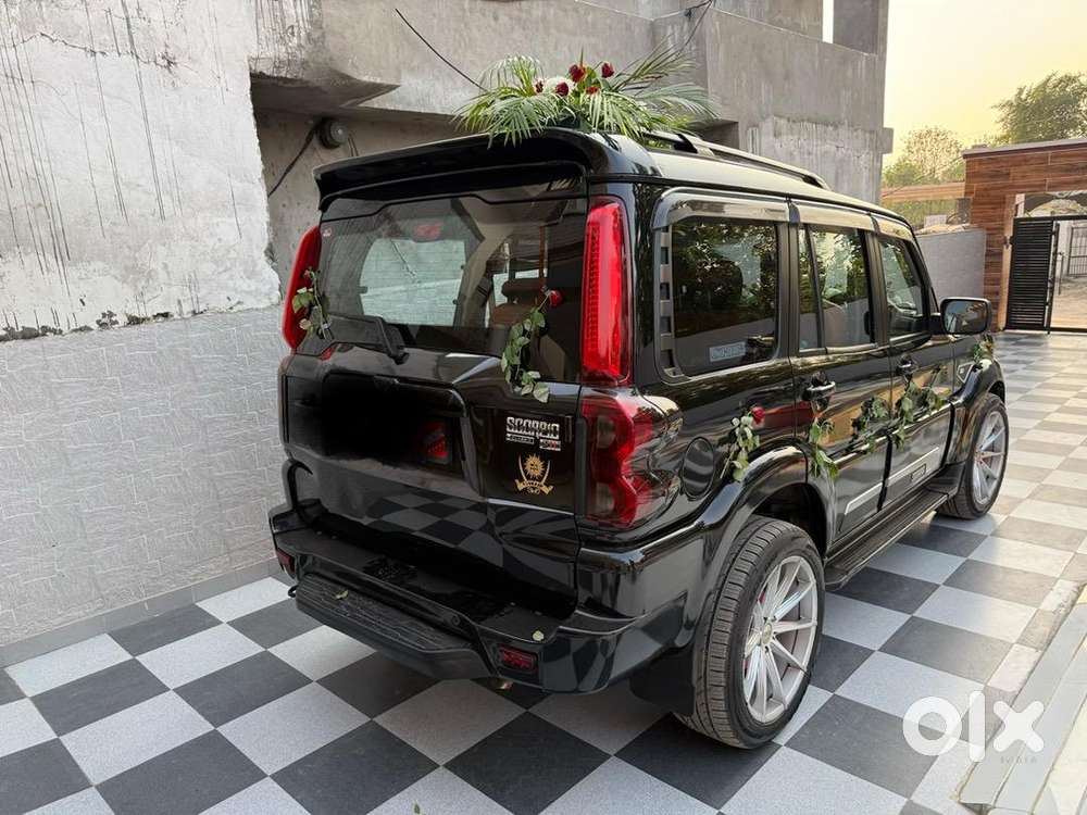 Mahindra Scorpio Classic 2023 Diesel 20150 Km Driven Captain Seats