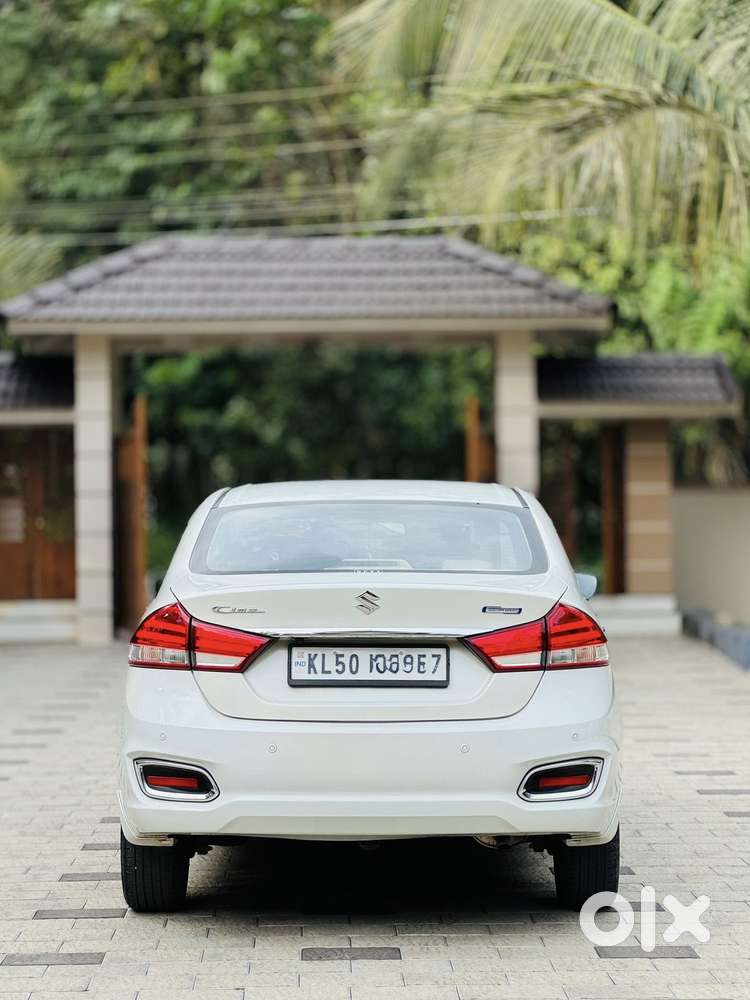 Maruti Suzuki Ciaz Alpha 1.5 At, 2022, Petrol