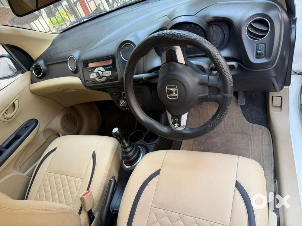 Honda Amaze 2015 Petrol Well Maintained