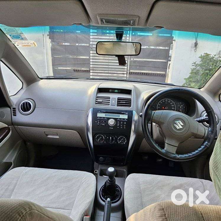 Maruti Suzuki Sx4 Vxi Bsiv, 2013, Petrol