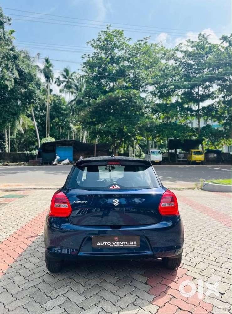 Maruti Suzuki Swift Vxi 1.2 Abs Bs-iv, 2023, Petrol