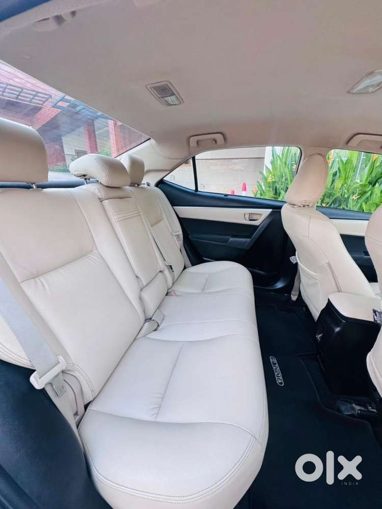 Toyota Corolla Altis 2016