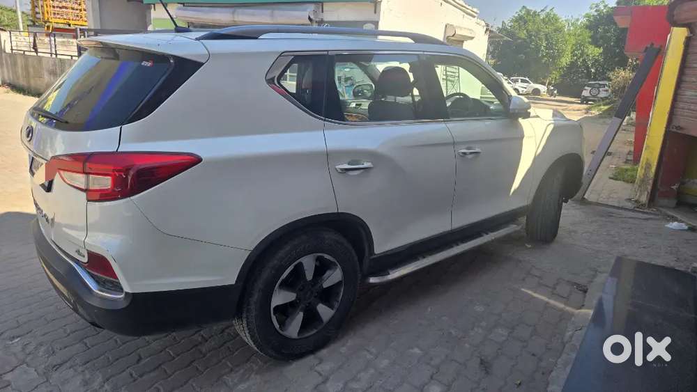 Mahindra Alturas G4 2019 Diesel Good Condition