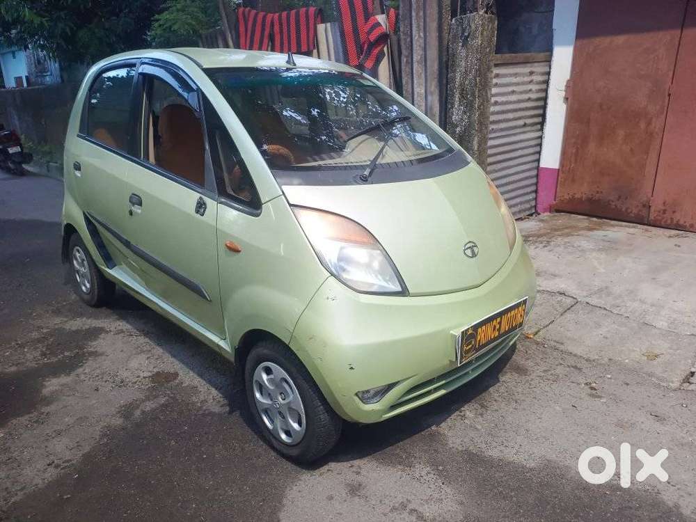 Tata Nano Xe, 2013, Petrol