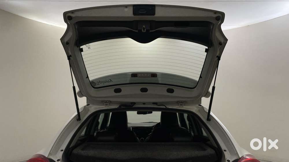 Maruti Suzuki Baleno 1.2 Zeta, 2016, Petrol