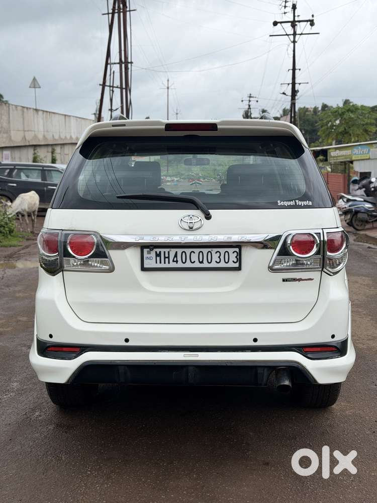 Toyota Fortuner Sportivo 4x4 Mt, 2015, Diesel