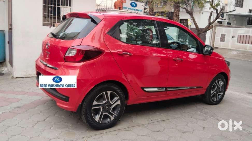 Tata Tiago 1.2 Revotron Xza, 2022, Petrol