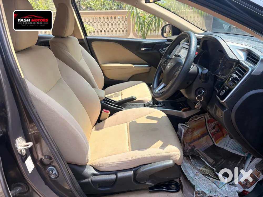 Honda City 1.5 V 4th Gen I-vtec Mt, 2016, Petrol