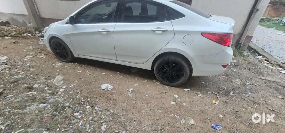 Hyundai Verna 2012 Diesel 84357 Km770 Driven. 48.68654