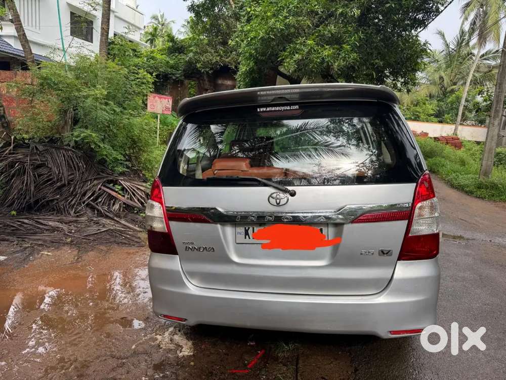 Toyota Innova Diesel 2012