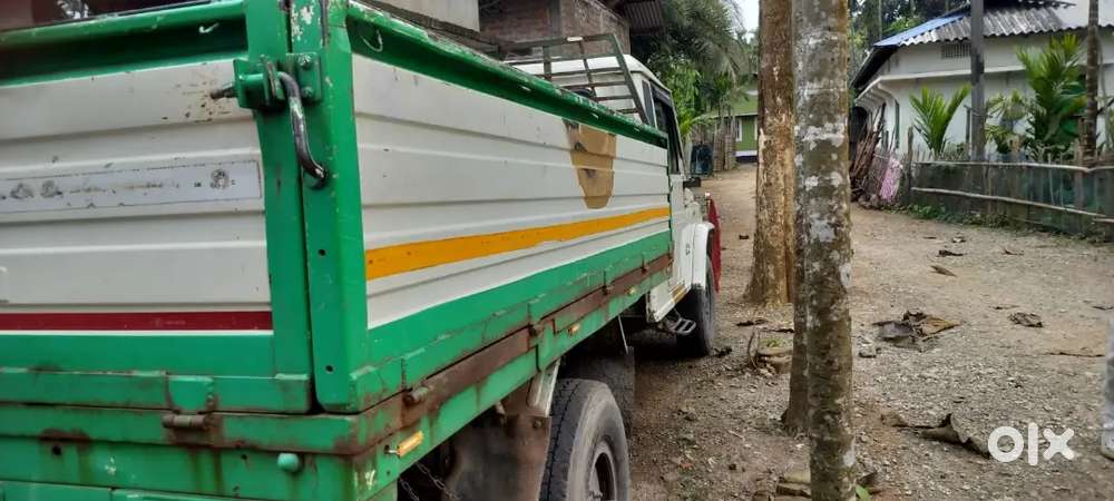 Mahindra Bolero Pik-up 2023 Diesel 144000 Km Driven