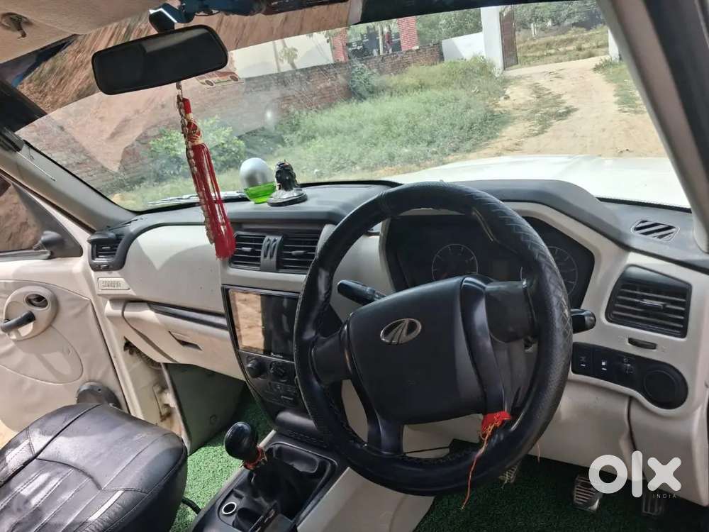 Mahindra Scorpio S2