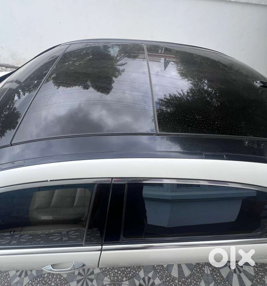Mercedes-benz S-class 2013 Diesel With Sunroof 74353 Km Driven