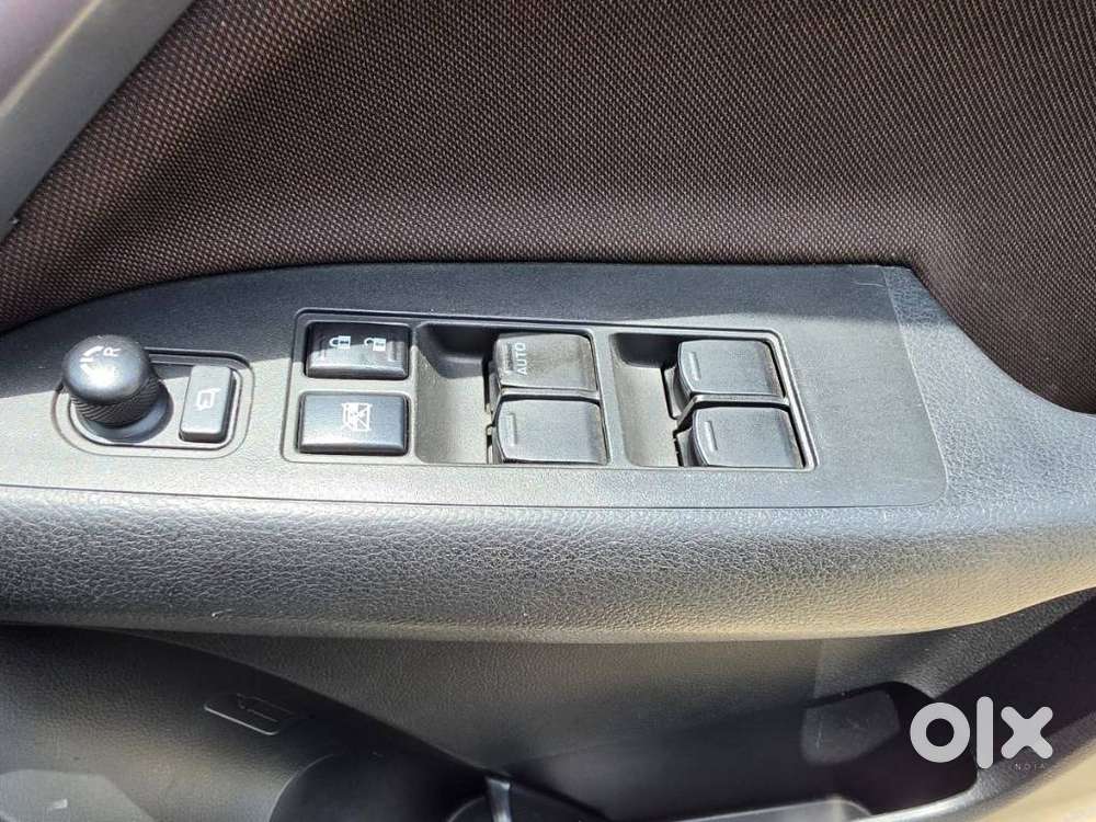 Maruti Suzuki Brezza 1.5 Zxi Plus At Smart Hybrid, 2024, Petrol